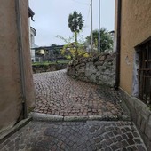 Vivere Baveno: "Un corrimano lungo via San Carlo per facilitare transito dei pedoni" Vivere Baveno: "Un corrimano lungo via San Carlo per facilitare transito dei pedoni"