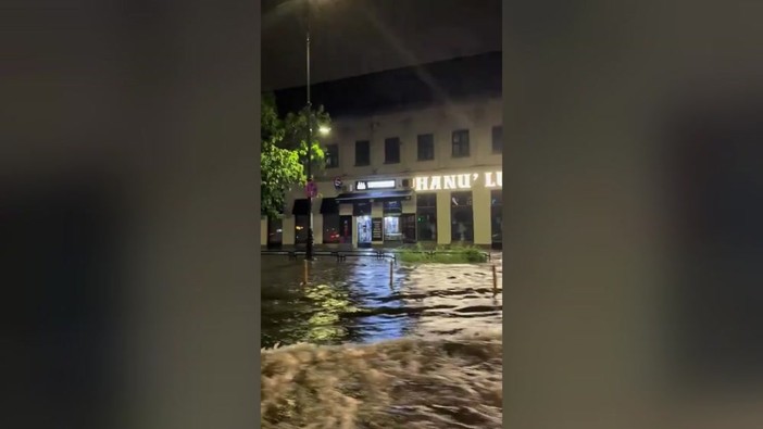 Bucarest come Venezia, le immagini dopo la tempesta in Romania