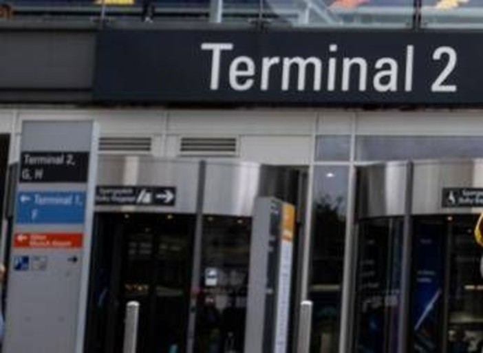 Germania, avvistato drone: chiuso aeroporto di Monaco Germania, avvistato drone: chiuso aeroporto di Monaco