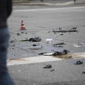 Morta in scontro con l'auto dell'ex, l'accusa del figlio: "Lui l'ha inseguita, si è fatto giustizia da solo" Morta in scontro con l'auto dell'ex, l'accusa del figlio: "Lui l'ha inseguita, si è fatto giustizia da solo"