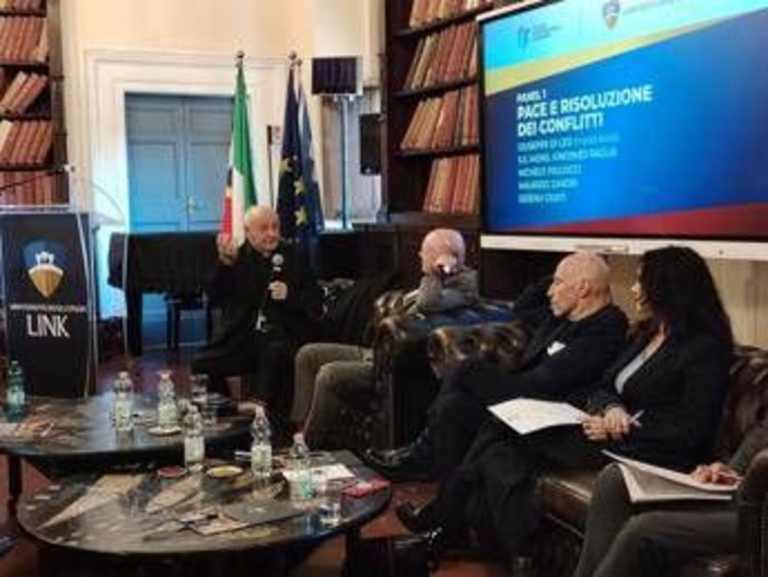 Pace, Paglia: &quot;Manca visione universale politica, assistiamo a balcanizzazione del mondo&quot;