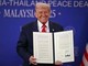 Trump in Asia, missione tra pace e dazi. Messaggio a Xi sull'Ucraina: &quot;Ci aiuti con la Russia&quot;