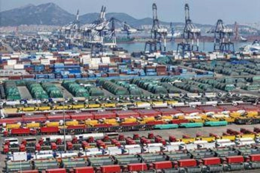 Dazi Usa, &quot;Trump vuole usare negoziati per isolare Cina&quot;: il retroscena
