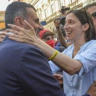 Regionali Puglia, Decaro candidato per il centrosinistra: &quot;Andiamo a vincere&quot;