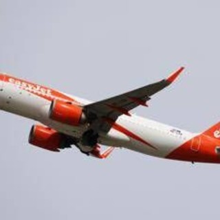 Sciopero 9 e 10 gennaio, dagli aerei ai treni: chi si ferma oggi e domani