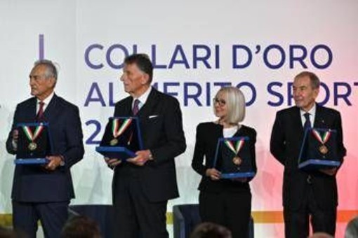 Lucia Aleotti riceve il Collare d'oro al Merito Sportivo del Coni Lucia Aleotti riceve il Collare d'oro al Merito Sportivo del Coni