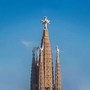 Barcellona, 24 tonnellate di adesivo Loctite per completare le torri della Sagrada Familia