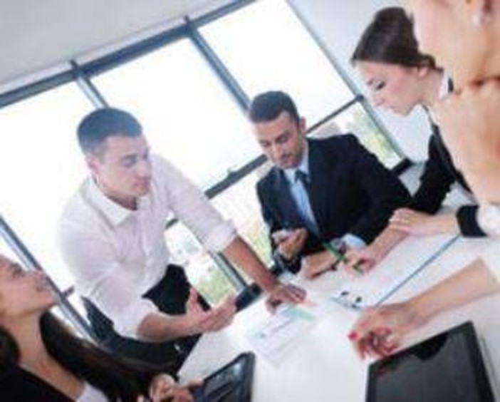 Giovani in fuga dall'Italia, sono 630mila tra il 2011 e il 2024: cosa dicono i dati del Cnel? Giovani in fuga dall'Italia, sono 630mila tra il 2011 e il 2024: cosa dicono i dati del Cnel?