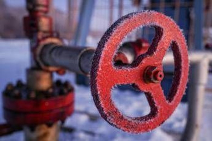 Iran, compagnie petrolifere in pressing su Trump: "Crisi rischia di aggravarsi"