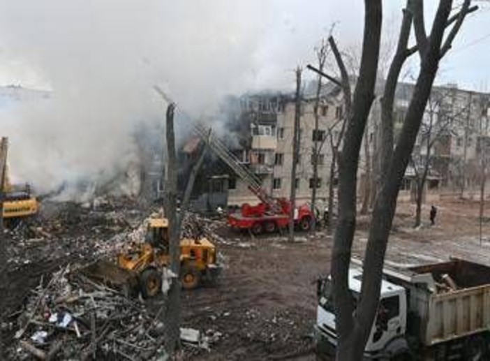 Ucraina, Russia attacca ancora con missili e droni: colpite Dnipro e a Kharkiv