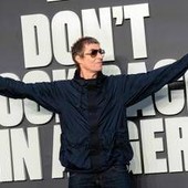 Liam Gallagher difende il Manchester City: "Gli altri corrotti, noi pronti a morire sulla croce come Gesù" Liam Gallagher difende il Manchester City: "Gli altri corrotti, noi pronti a morire sulla croce come Gesù"