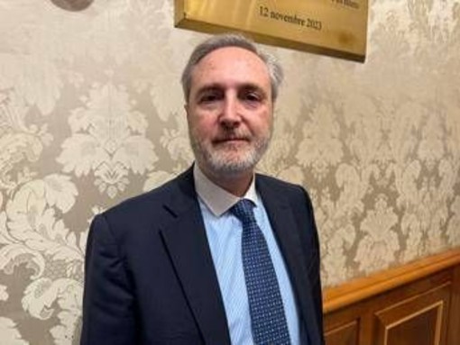 Benessere cervello, Leonardi (Salute): "Ministero punta su stili di vita sani e Fondo Alzheimer"