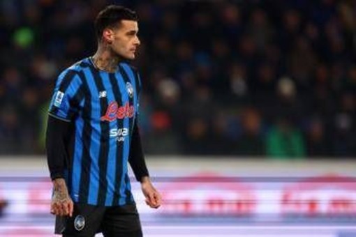 Atalanta-Roma, gol di Scalvini e Scamacca e doppio check Var tra le proteste giallorosse. Cos'è successo Atalanta-Roma, gol di Scalvini e Scamacca e doppio check Var tra le proteste giallorosse. Cos'è successo