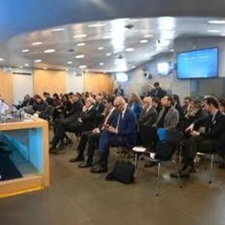 Sanità, gli italiani si fidano ancora del SSN ma sono costretti al privato dalle liste d'attesa