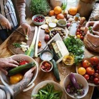 Diabete, cosa mangiare e cosa evitare a tavola: i cibi promossi e bocciati