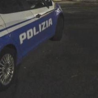 Rovigo, spara al ladro in villa ma non è indagato. Meloni: "Difesa è sempre legittima" Rovigo, spara al ladro in villa ma non è indagato. Meloni: "Difesa è sempre legittima"