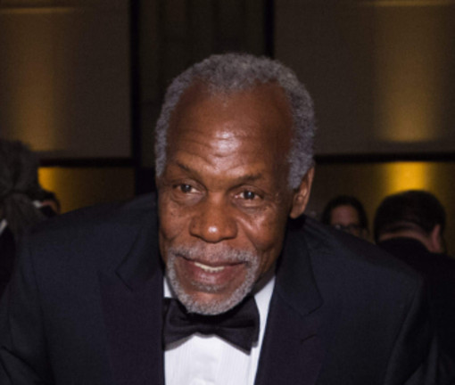 Danny Glover, star di 'Arma Letale': "Ho l'Alzheimer, è difficile ma ci convivo da anni" Danny Glover, star di 'Arma Letale': "Ho l'Alzheimer, è difficile ma ci convivo da anni"