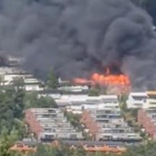 Norvegia, incendio fuori controllo: oltre 100 case distrutte Norvegia, incendio fuori controllo: oltre 100 case distrutte