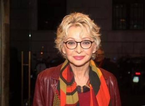 Enrica Bonaccorti a Domenica In, il racconto del tumore al pancreas Enrica Bonaccorti a Domenica In, il racconto del tumore al pancreas