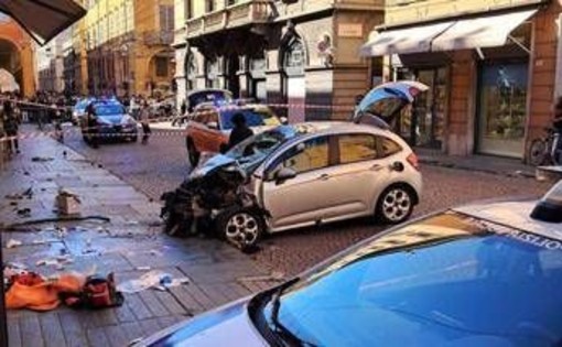 Modena, El Koudri resta in carcere: "Gesto per ora non sembra legato a disturbo psichico" Modena, El Koudri resta in carcere: "Gesto per ora non sembra legato a disturbo psichico"