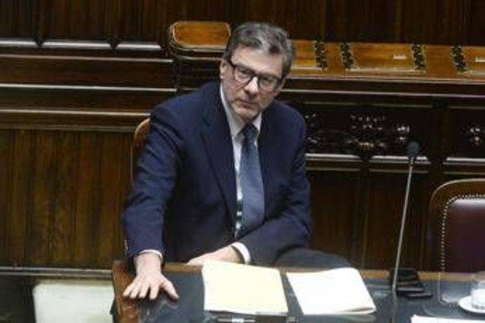 Dazi, Giorgetti: &quot;Impatto su Pil Italia di 0,5 punti in 2026&quot;