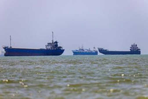 Iran, Onu evacua 11.000 marinai dallo Stretto di Hormuz - Diretta Iran, Onu evacua 11.000 marinai dallo Stretto di Hormuz - Diretta