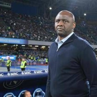 Genoa esonera Vieira, tandem Murgita-Criscito in panchina Genoa esonera Vieira, tandem Murgita-Criscito in panchina