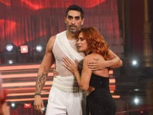 Filippo Magnini, la 'presa' a Ballando lo mette ko: &quot;Ho il collo mezzo bloccato&quot;