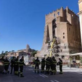 Crollo Torre dei Conti, l'autopsia sull'operaio: "Octay Stroici è morto per schiacciamento" Crollo Torre dei Conti, l'autopsia sull'operaio: "Octay Stroici è morto per schiacciamento"