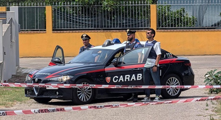 Uccide fratello e ferisce moglie nel cagliaritano, poi si costituisce Uccide fratello e ferisce moglie nel cagliaritano, poi si costituisce