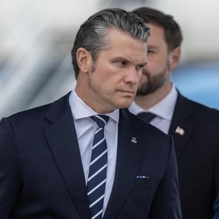 Iran, Hegseth “Distrutta la capacità di costruire missili balistici”