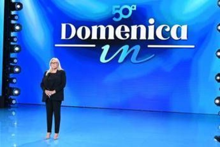 Domenica In, oggi domenica 9 novembre: gli ospiti di Mara Venier Domenica In, oggi domenica 9 novembre: gli ospiti di Mara Venier
