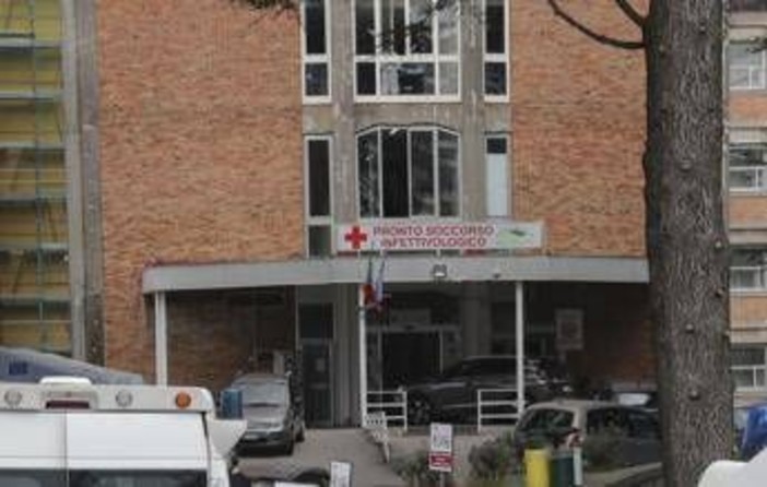 Focolaio Epatite A a Napoli, oltre 70 i ricoverati a marzo al Cotugno Focolaio Epatite A a Napoli, oltre 70 i ricoverati a marzo al Cotugno