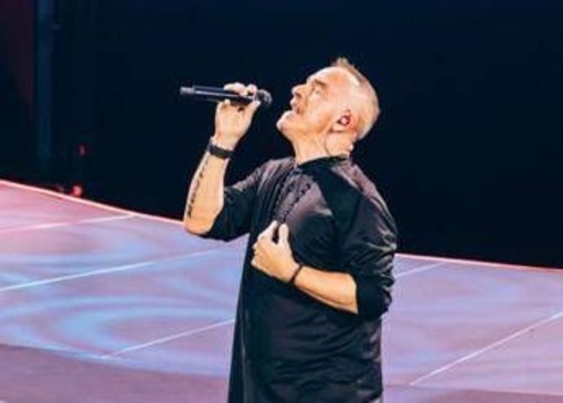 Eros Ramazzotti conquista San Siro con Giorgia, Max Pezzali e Elisa
