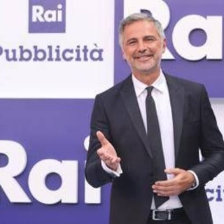 Beppe Convertini nel cast di Ballando con le stelle, l'annuncio con la mamma