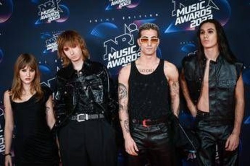Maneskin di nuovo insieme, lo spoiler di: "La reunion a Sanremo 2027" Maneskin di nuovo insieme, lo spoiler di: "La reunion a Sanremo 2027"