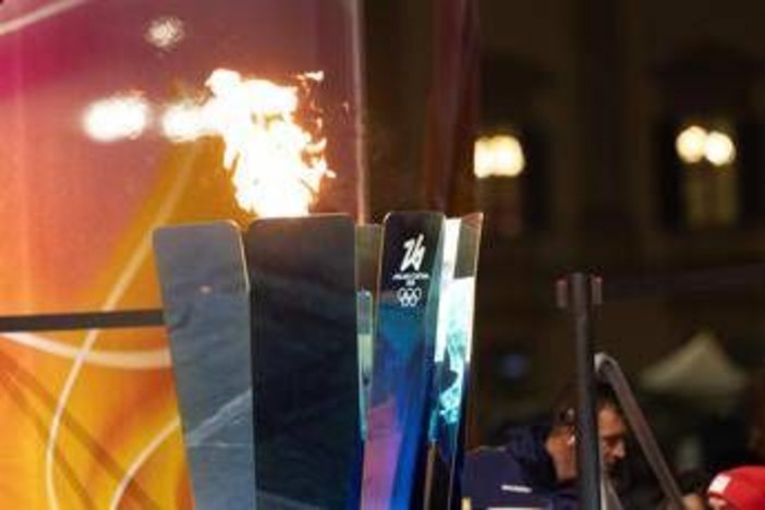 Milano Cortina, via ufficiale alle olimpiadi invernali: cerimonia d'apertura, ospiti e programma Milano Cortina, via ufficiale alle olimpiadi invernali: cerimonia d'apertura, ospiti e programma