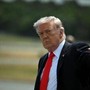 Dazi, ultimatum di Trump all'Ue: "Rispetti accordo entro 4 luglio o tariffe aumentano"