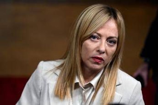Manovra, Meloni convoca vertice e serra ranghi: arriva un nuovo emendamento