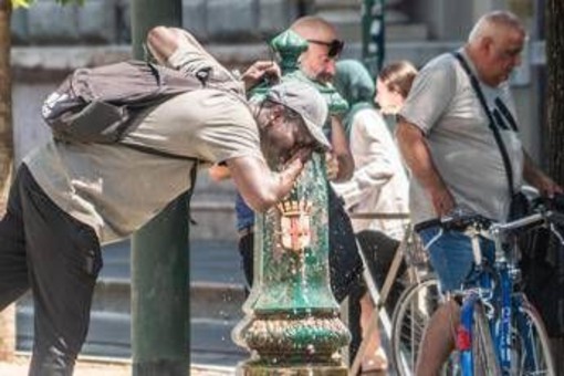 Dal caldo anomalo al forte maltempo, estate tropicale per l'Italia: le previsioni meteo
