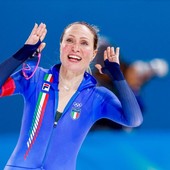 Lollobrigida oro e record olimpico nei 3000 metri del pattinaggio di velocità