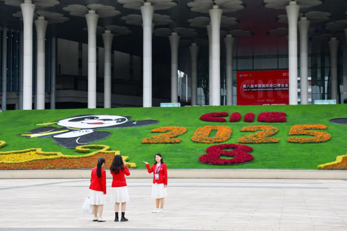 Cina: ottava edizione di CIIE si è aperta a Shanghai