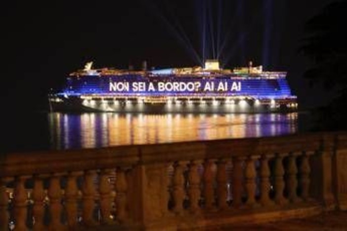 Sanremo: tra Disco Night e Old West, Costa Toscana si accende a ritmo di musica