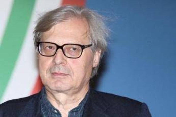 Vittorio Sgarbi ricoverato a Roma, la nota della sorella Elisabetta e di Sabrina Colle: "Notizie false su sua salute" Vittorio Sgarbi ricoverato a Roma, la nota della sorella Elisabetta e di Sabrina Colle: "Notizie false su sua salute"