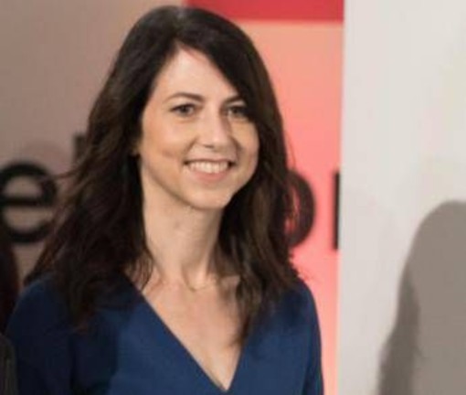 Donazione record da 80 milioni, l'ex moglie di Bezos finanzia università