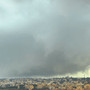 Tromba d'aria a Roma, alberi e rami caduti ma nessun ferito - il video del vortice