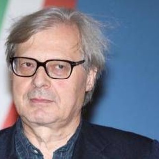 Vittorio Sgarbi ricoverato a Roma, la nota della sorella Elisabetta e di Sabrina Colle: "Notizie false su sua salute" Vittorio Sgarbi ricoverato a Roma, la nota della sorella Elisabetta e di Sabrina Colle: "Notizie false su sua salute"