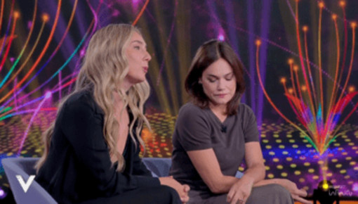 Cristel Carrisi: "Io e papà Al Bano non ci parliamo più, ho smesso dopo la sfuriata in tv" Cristel Carrisi: "Io e papà Al Bano non ci parliamo più, ho smesso dopo la sfuriata in tv"