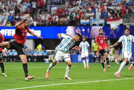 All’Inferno e ritorno, l’Argentina ribalta l’Egitto e va ai quarti All’Inferno e ritorno, l’Argentina ribalta l’Egitto e va ai quarti
