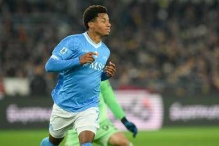 Napoli-Milan 2-0, Neres e Hojlund trascinano Conte in finale di Supercoppa